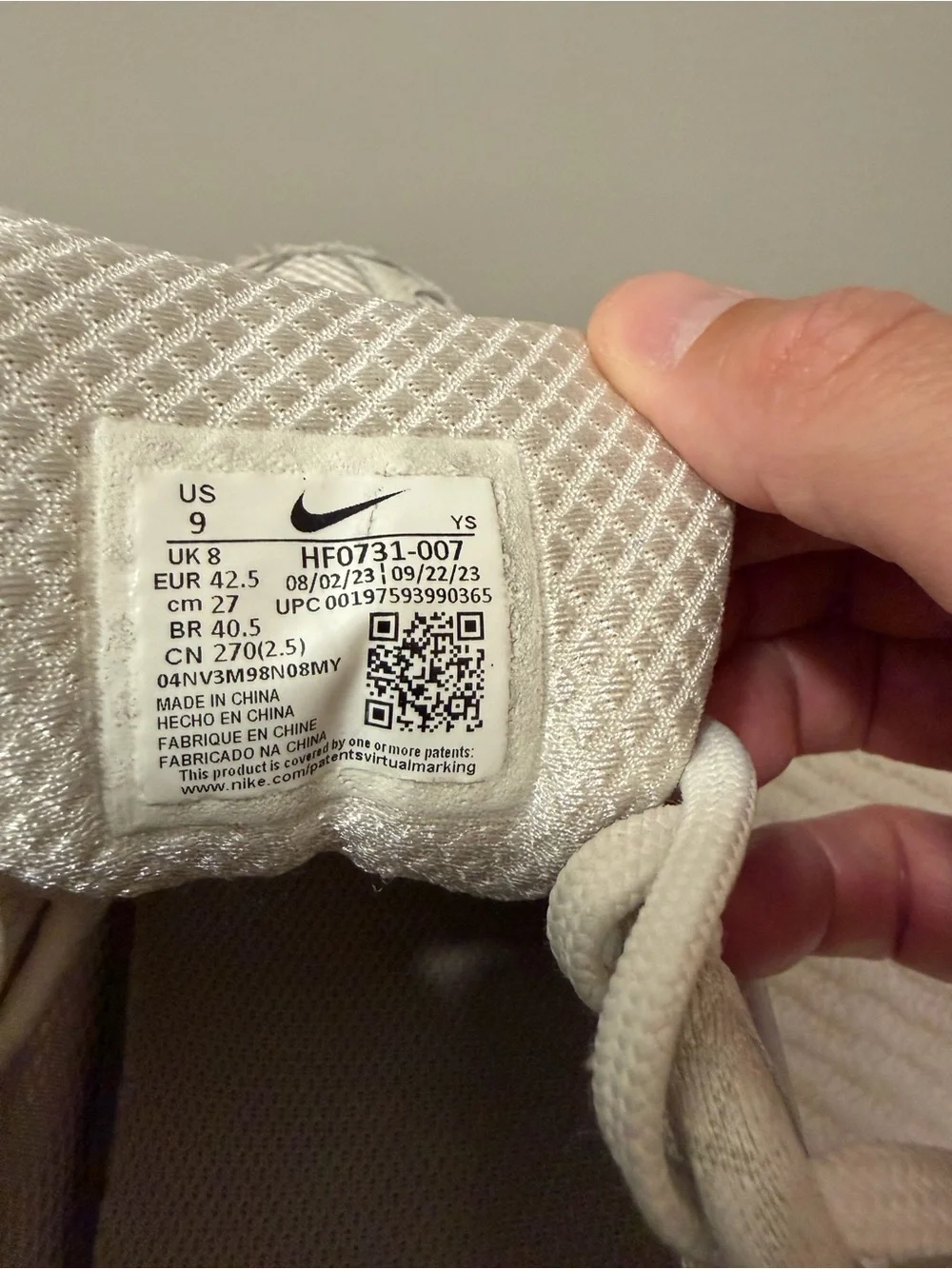 Nike up sale